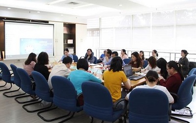 我館赴湖北經(jīng)濟學院圖書館交流調(diào)研