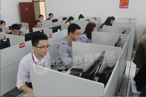 華泰教育 一站式服務(wù)，愛心護航自考學(xué)子教育夢想